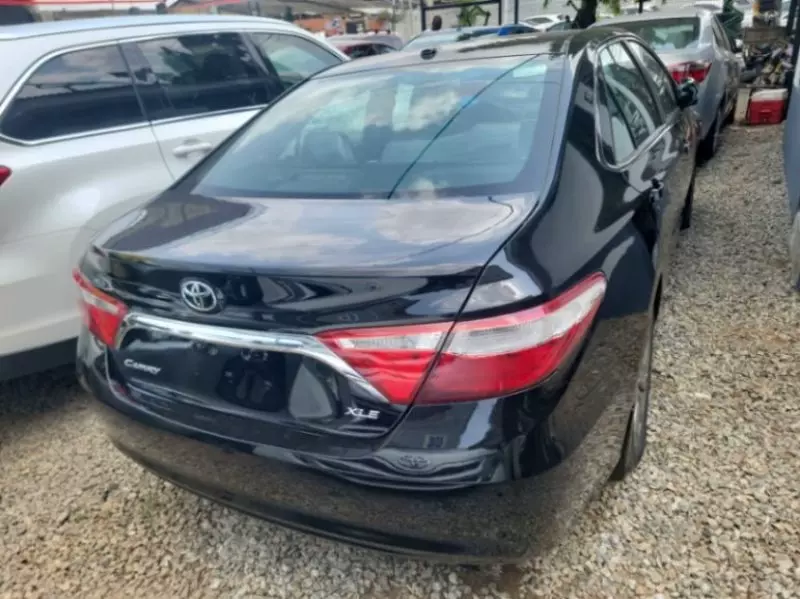 Toyota Camry   - 2015