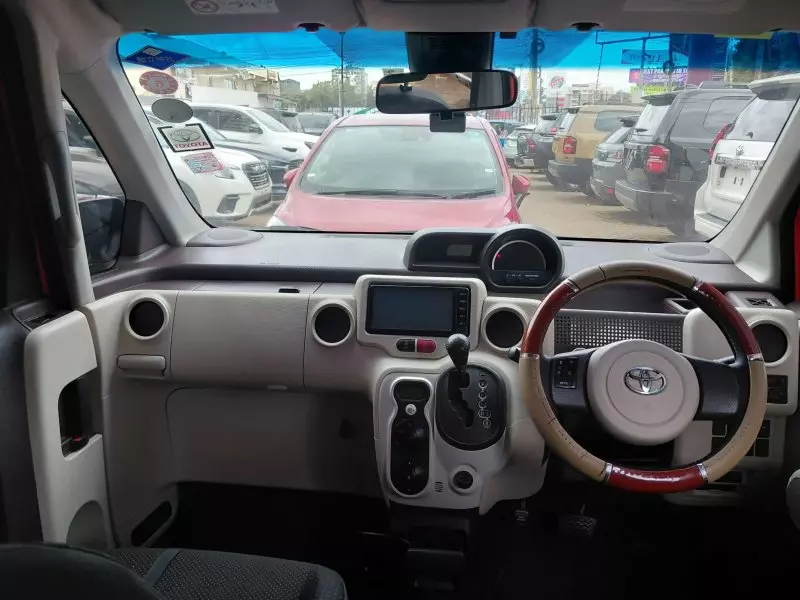 TOYOTA Porte   - 2017