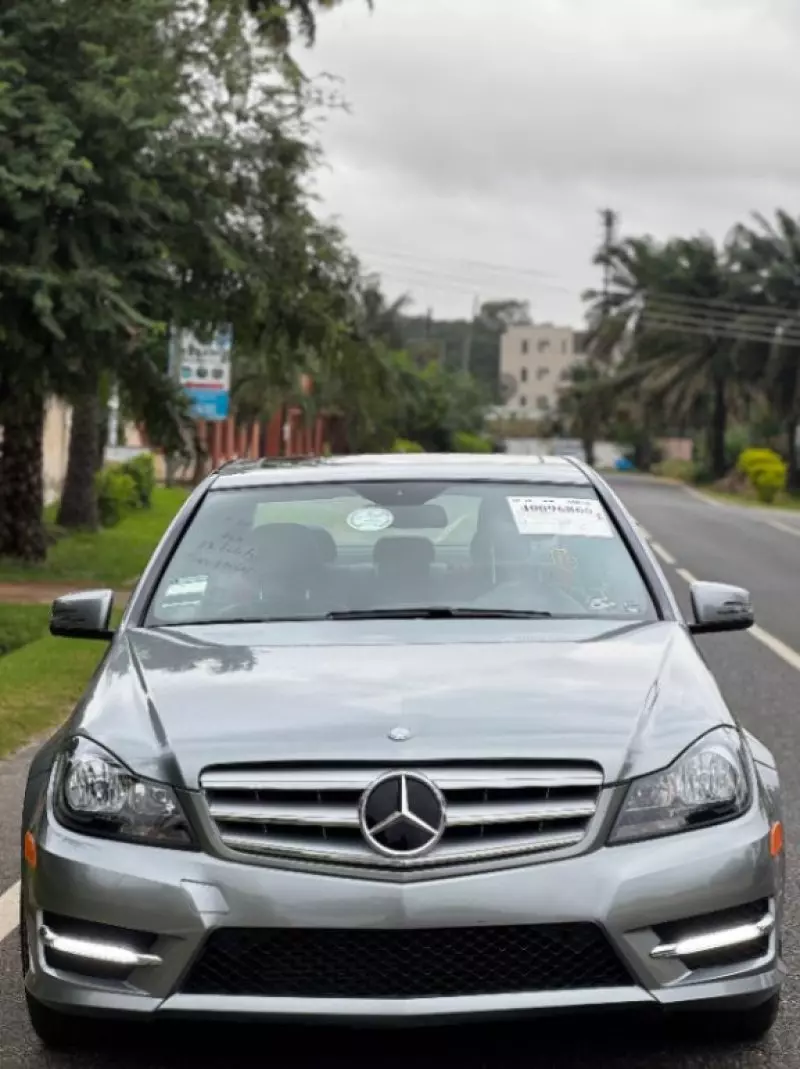 Mercedes-Benz C250   - 2014