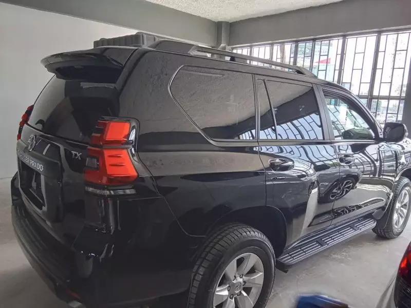 Toyota Landcruiser Prado   - 2018