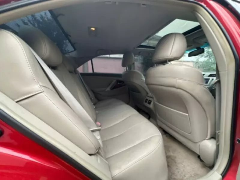 Toyota Camry   - 2009