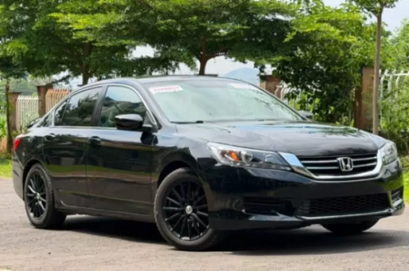 Honda Accord   - 2015