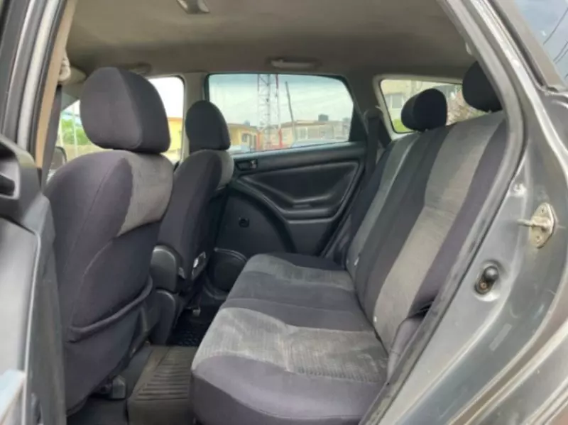 Toyota Matrix   - 2006