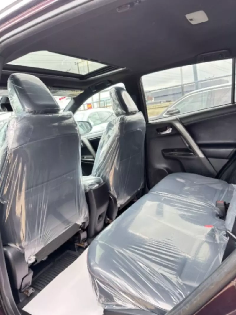 Toyota Rav 4 Hybrid   - 2017
