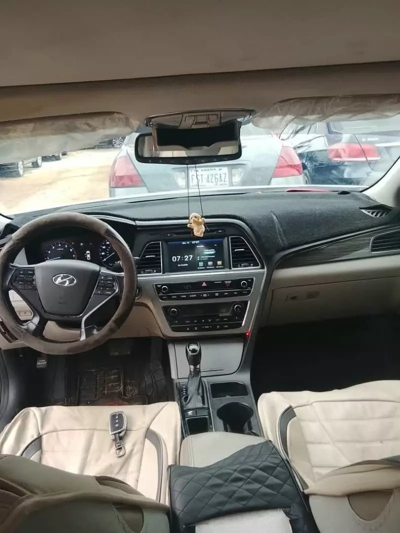 Hyundai Sonata - 2015