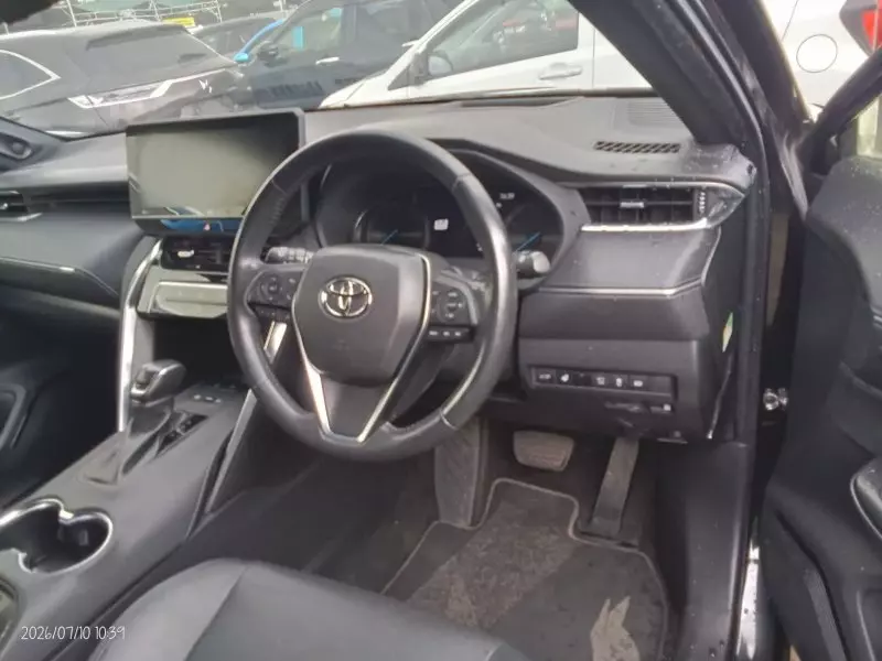 TOYOTA Harrier hybrid - 2020