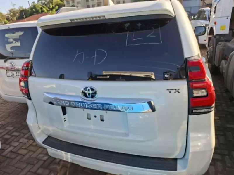 Toyota Landcruiser prado TX - 2023