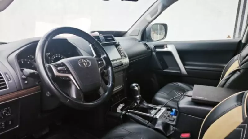 TOYOTA Landcruiser Prado - 2019