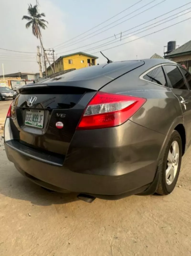 Honda Accord Crosstour   - 2012