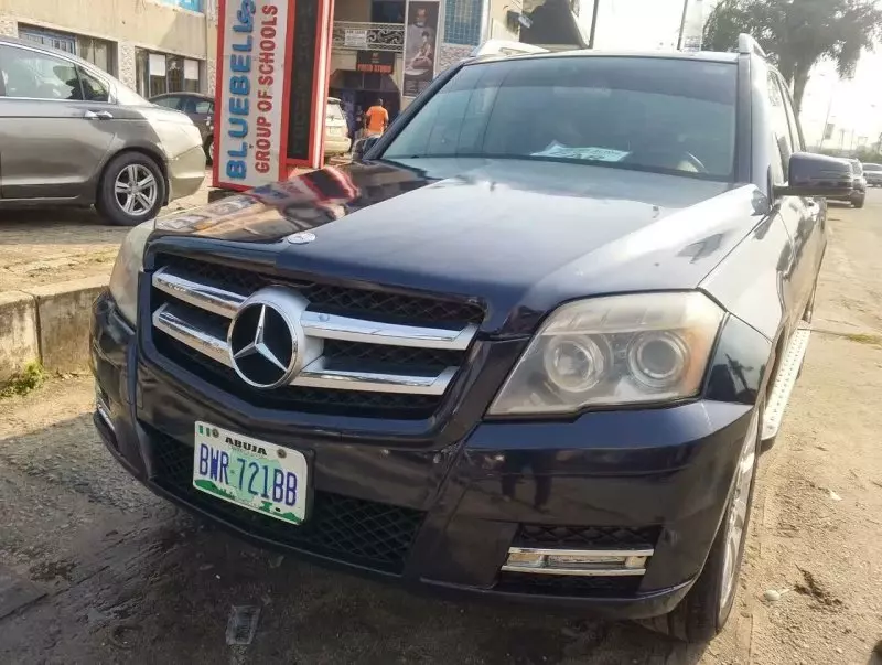 Mercedes-Benz GLK 350   - 2010
