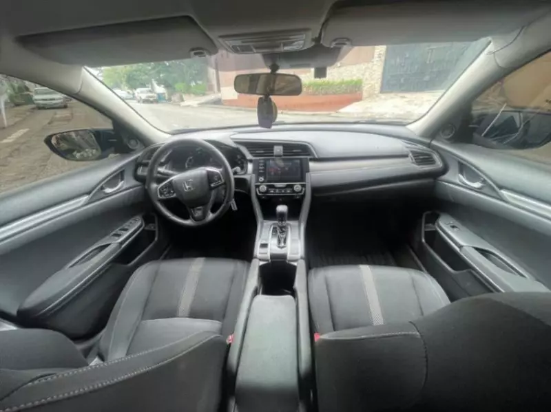 Honda Civic   - 2019