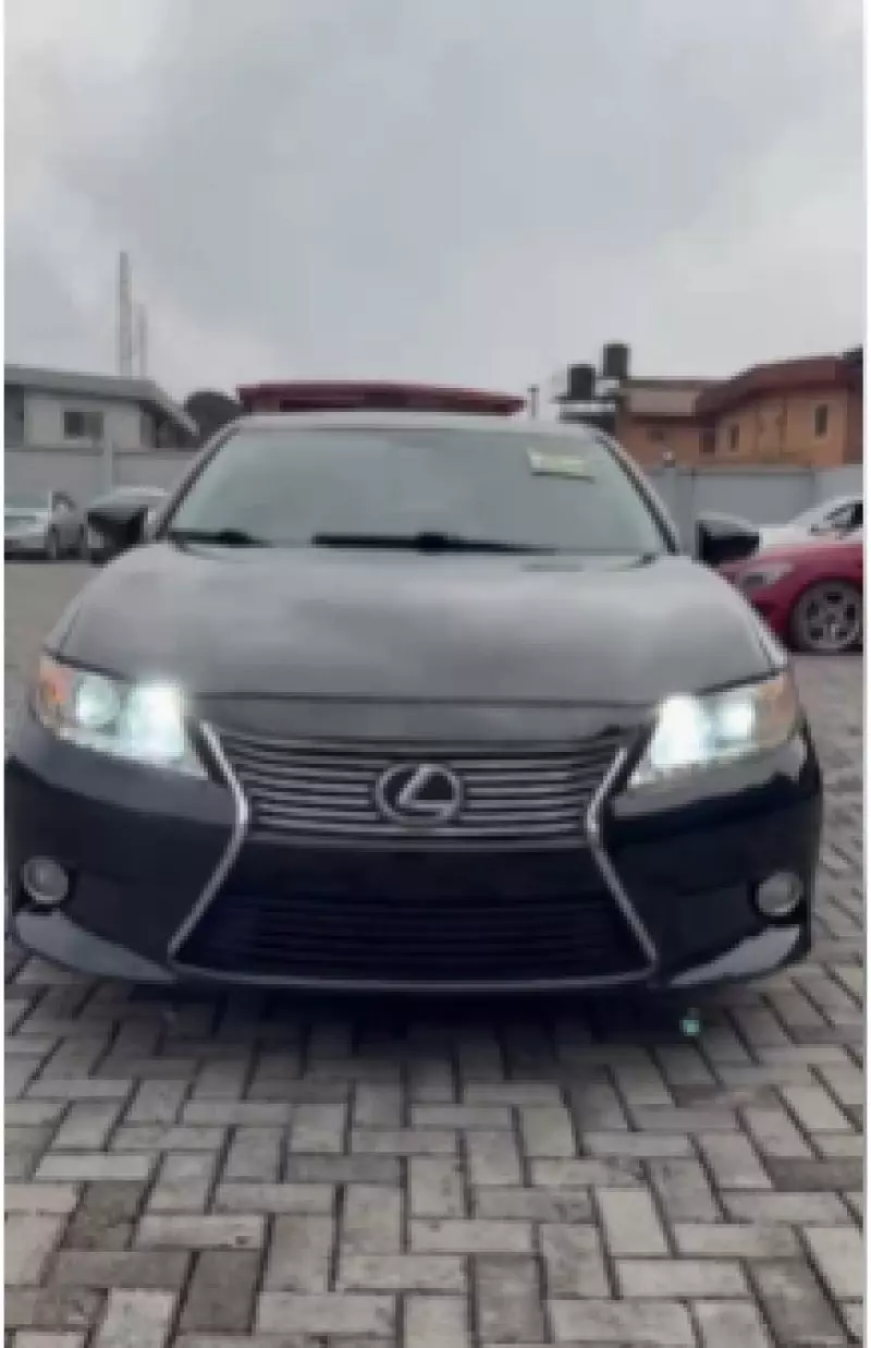 Lexus ES 350   - 2015
