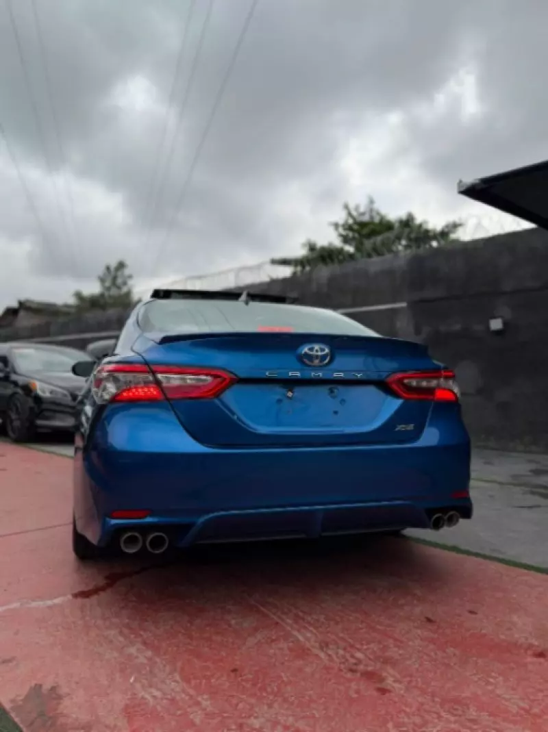 TOYOTA Camry   - 2018