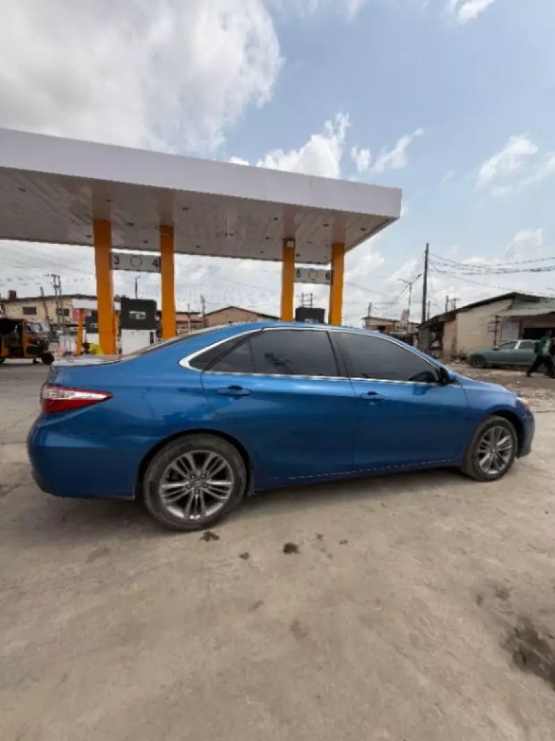 Toyota Camry   - 2017
