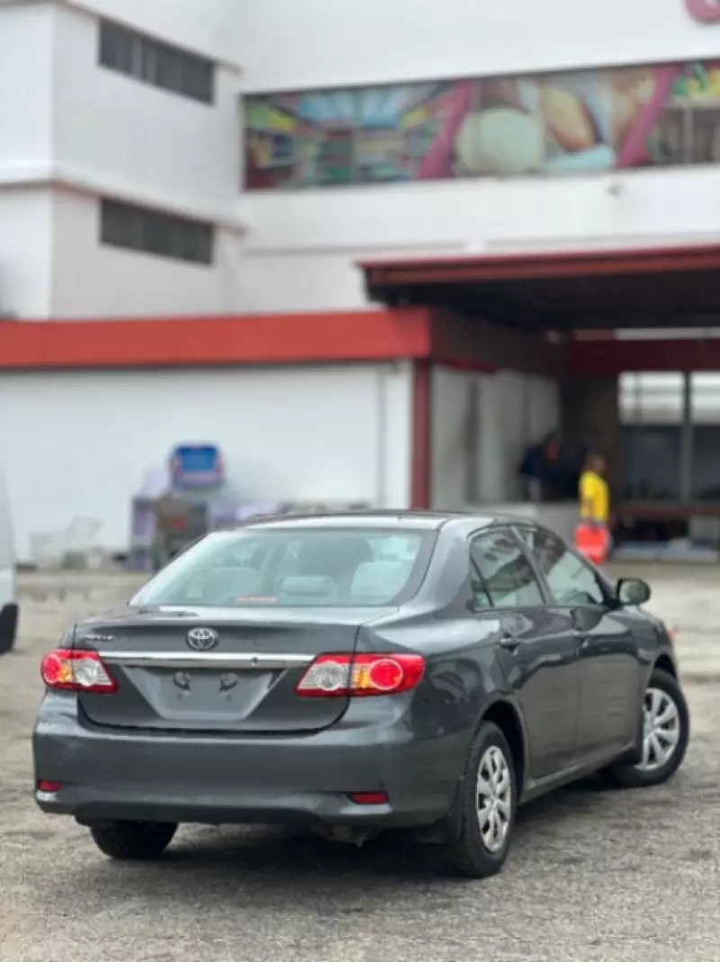 Toyota Corolla   - 2013