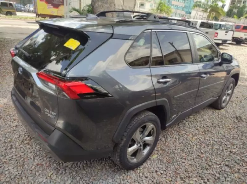 Toyota Rav4   - 2021