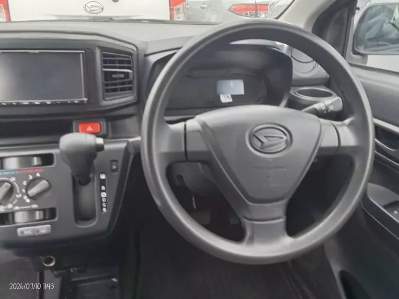 Daihatsu Mira    - 2020