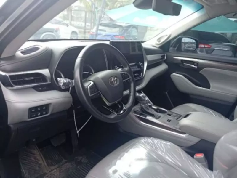 TOYOTA Highlander - 2021