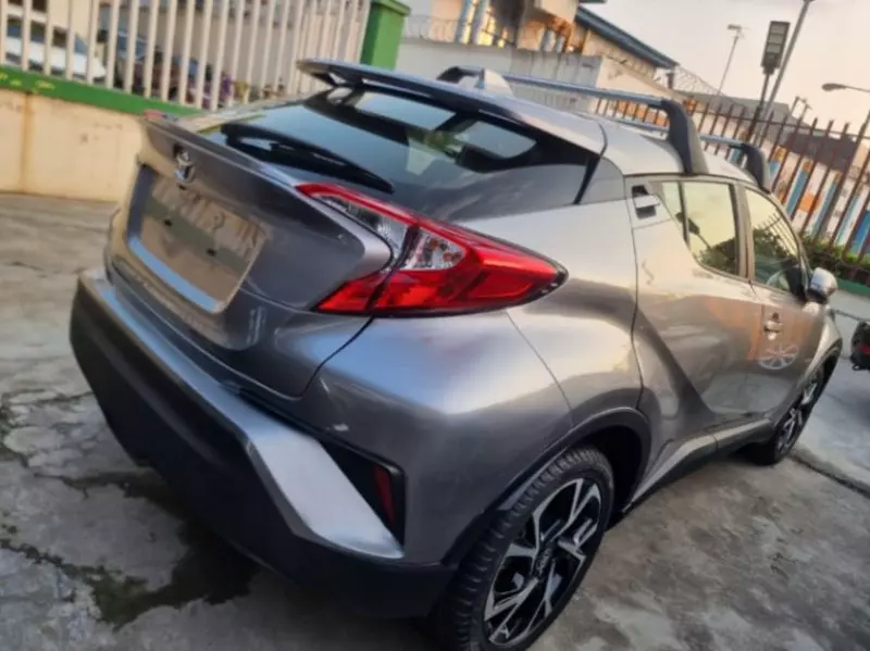Toyota C-HR   - 2020