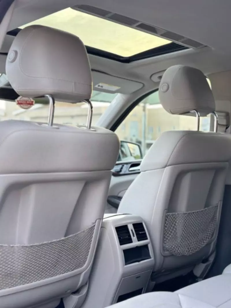 Mercedes-Benz ML-Class   - 2012