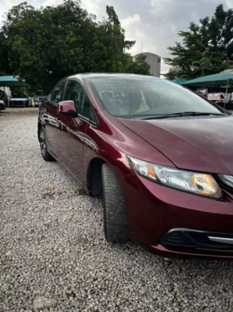 Honda Civic   - 2013
