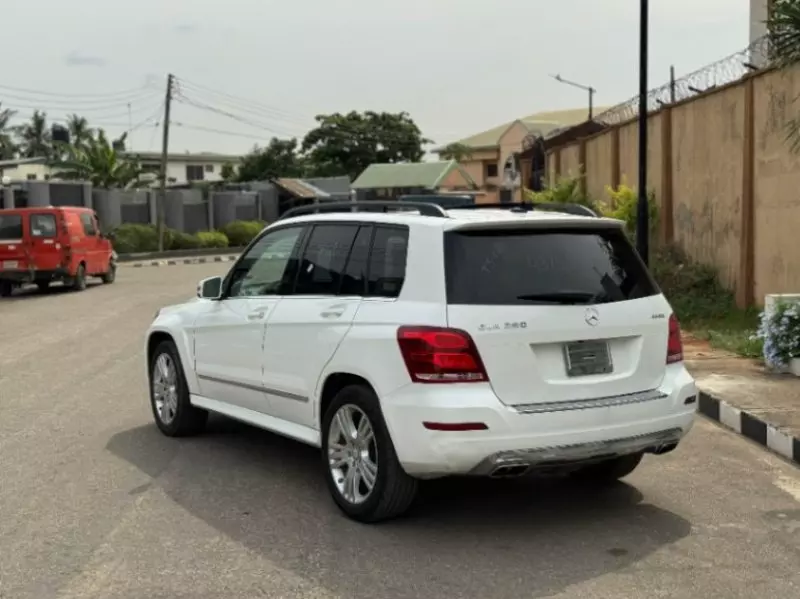 Mercedes-Benz GLK 350 - 2014