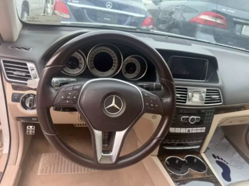 Mercedes-Benz E-Class   - 2014