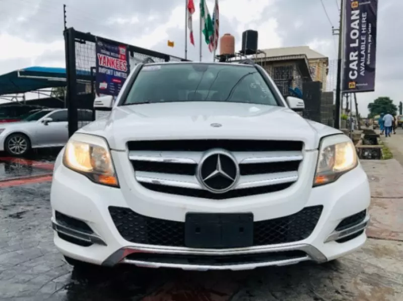 Mercedes-Benz GLK 350   - 2013