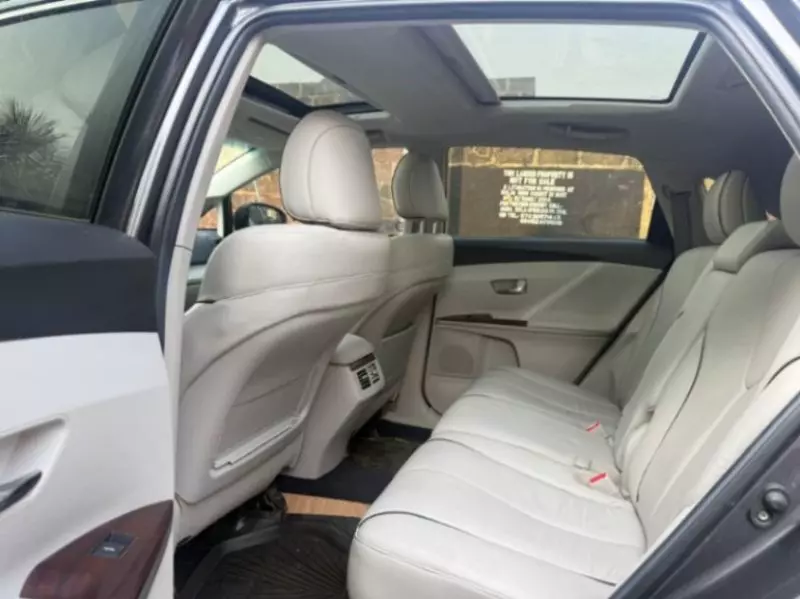 Toyota Venza   - 2011
