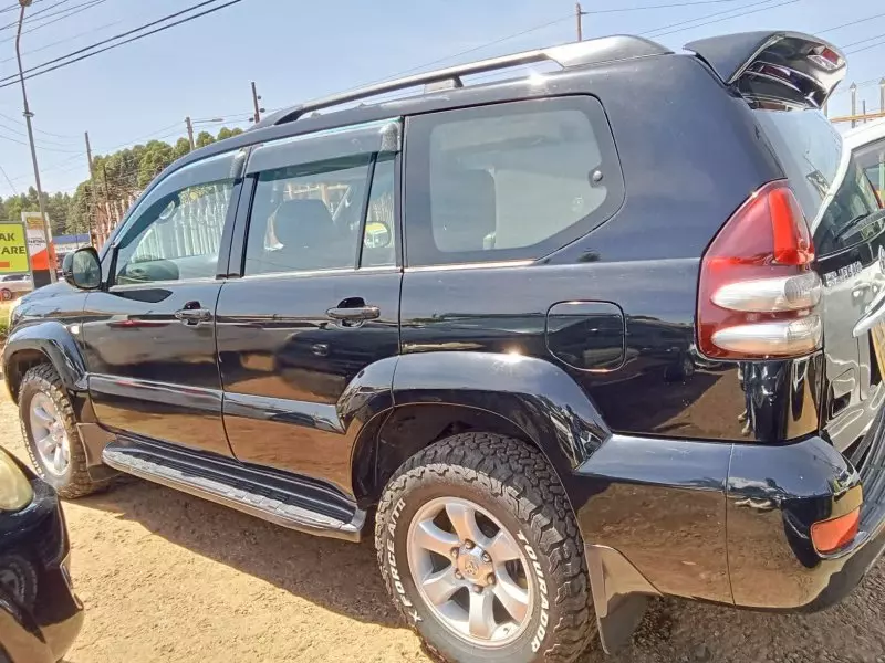 Toyota Landcruiser Prado   - 2005