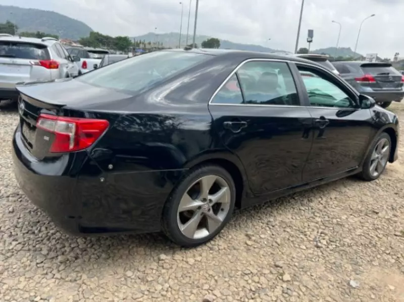 TOYOTA camry   - 2012