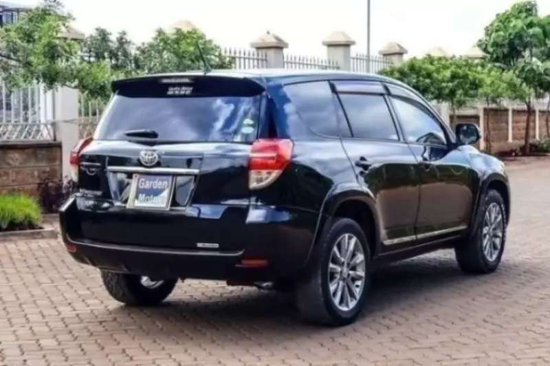Toyota Vanguard    - 2012
