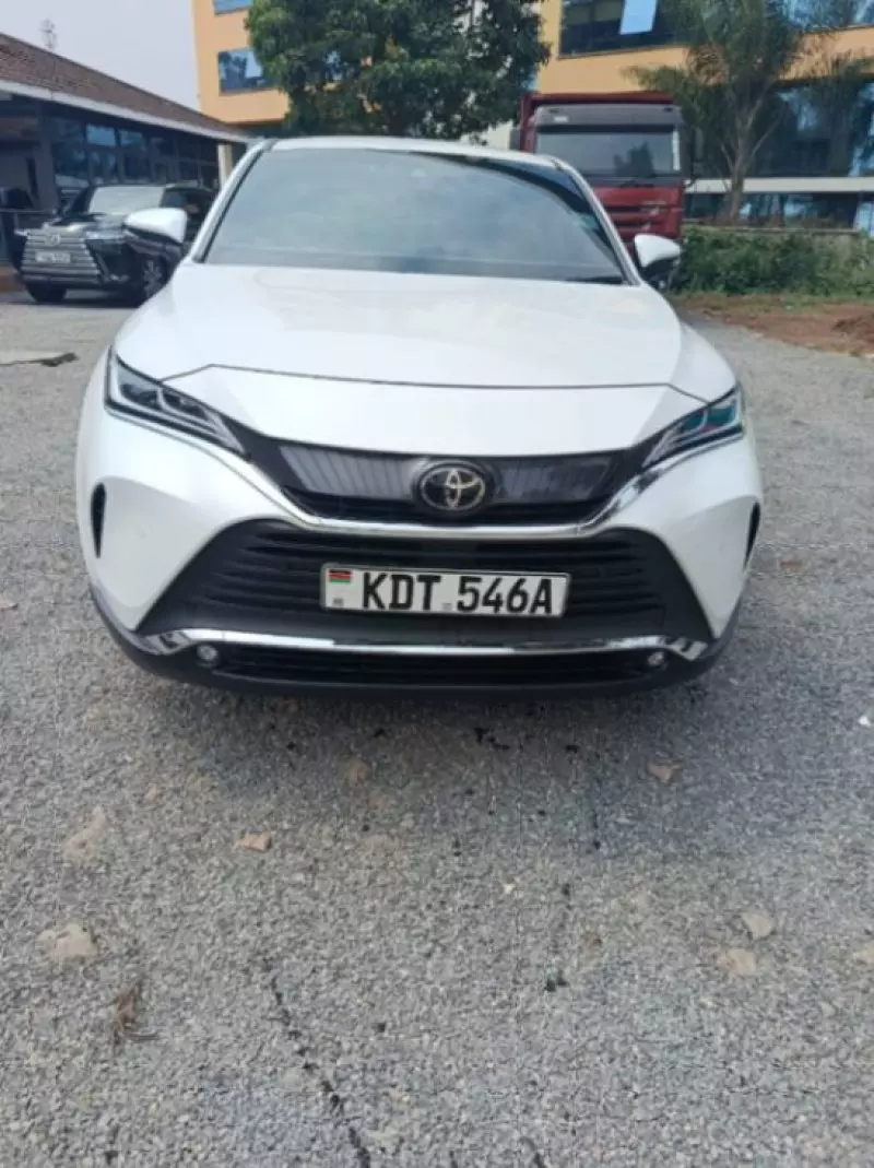Toyota Harrier   - 2024