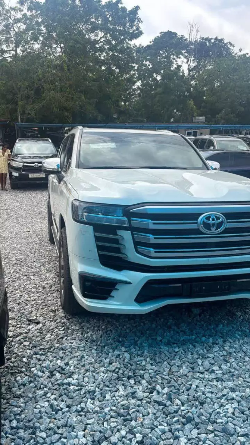 TOYOTA Land Cruiser   - 2022