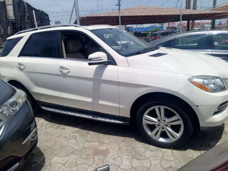 Mercedes-Benz ML-Class   - 2013