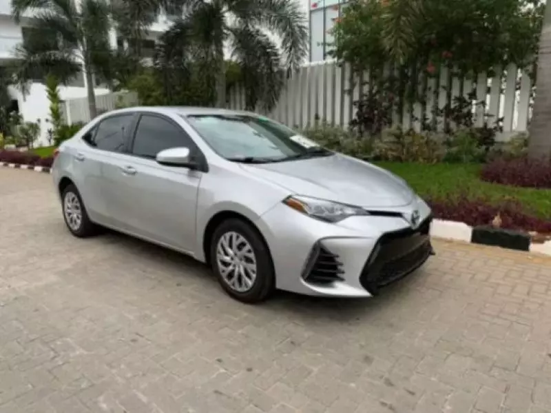 TOYOTA corolla - 2018