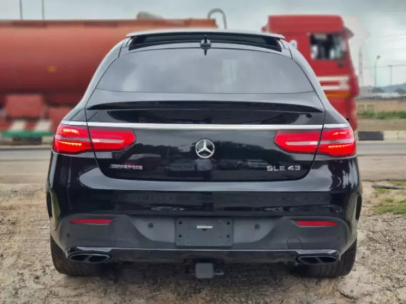 Mercedes-Benz GLE 43 AMG - 2018