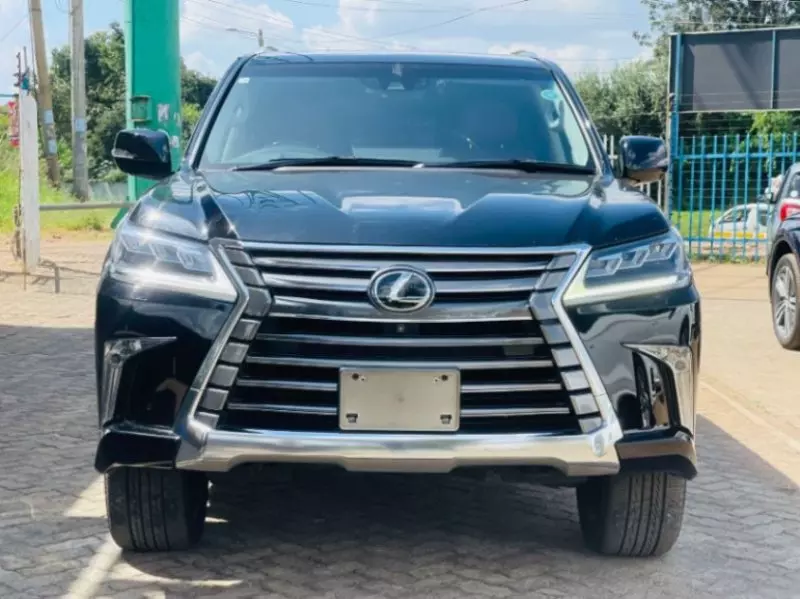 Lexus LX 570   - 2018