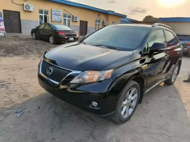 Lexus RX   - 2010