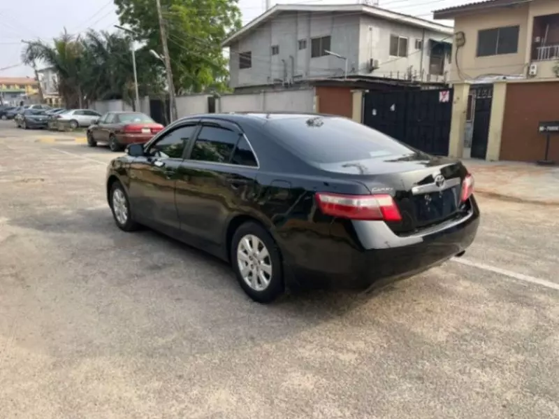 Toyota Camry   - 2008