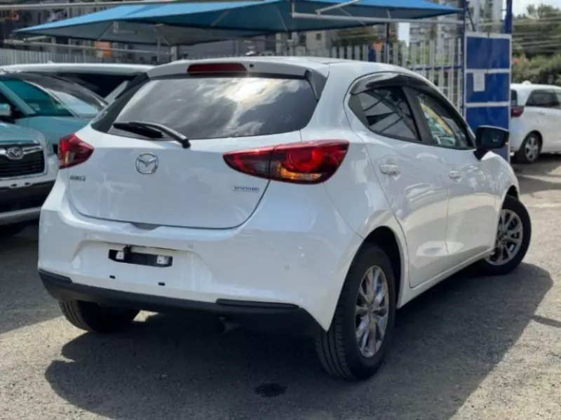 Mazda Demio   - 2018