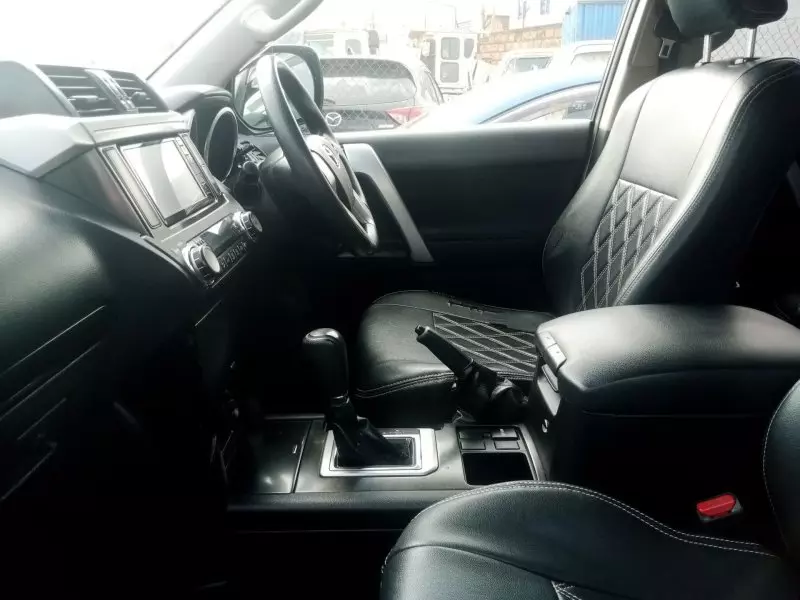 Toyota Landcruiser Prado   - 2015