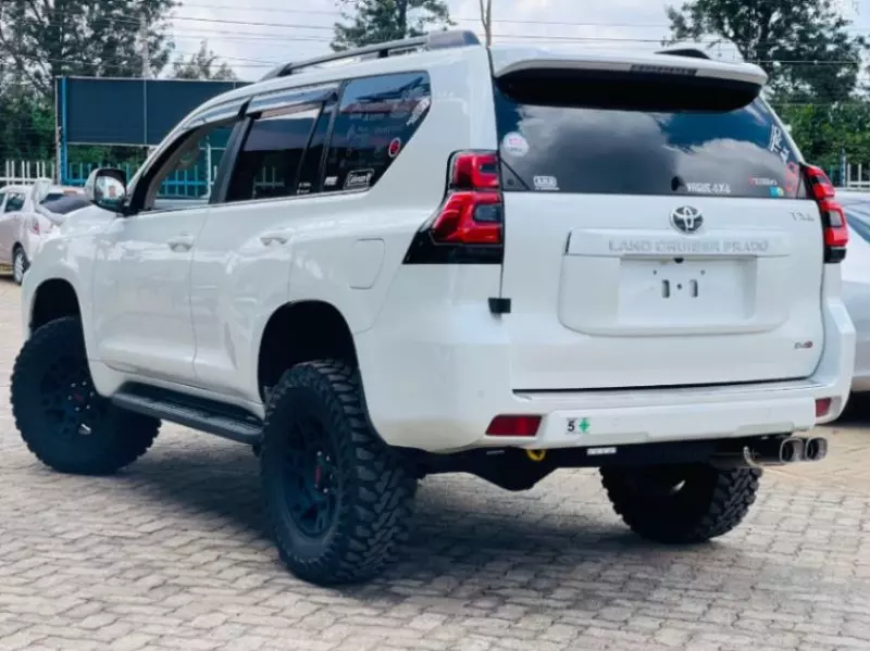 TOYOTA Landcruiser prado TX.L   - 2018
