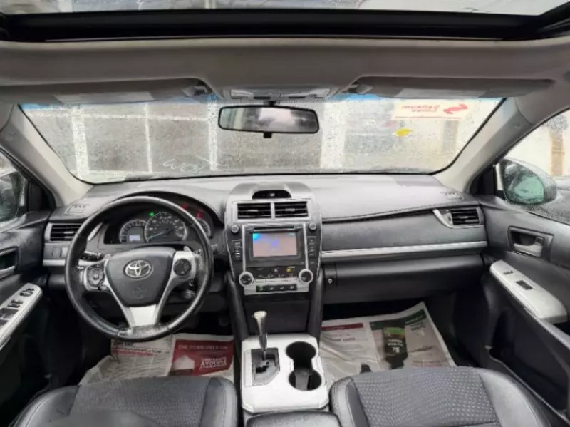 TOYOTA Camry   - 2012