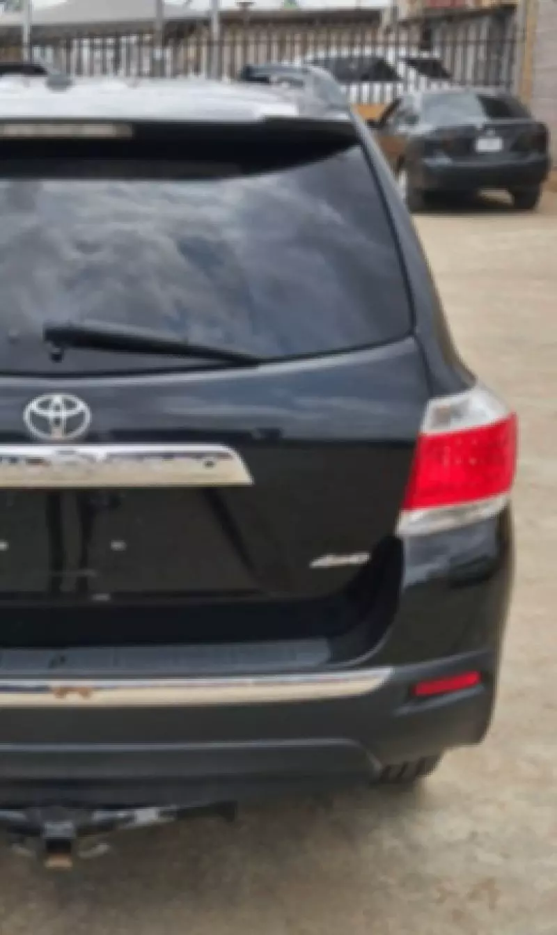 TOYOTA Highlander - 2013