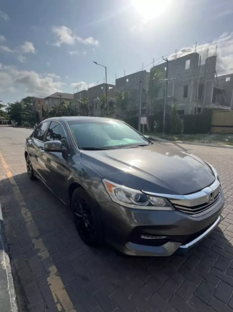 Honda Accord   - 2014