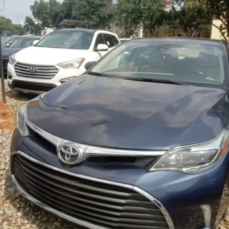 TOYOTA Avalon   - 2017