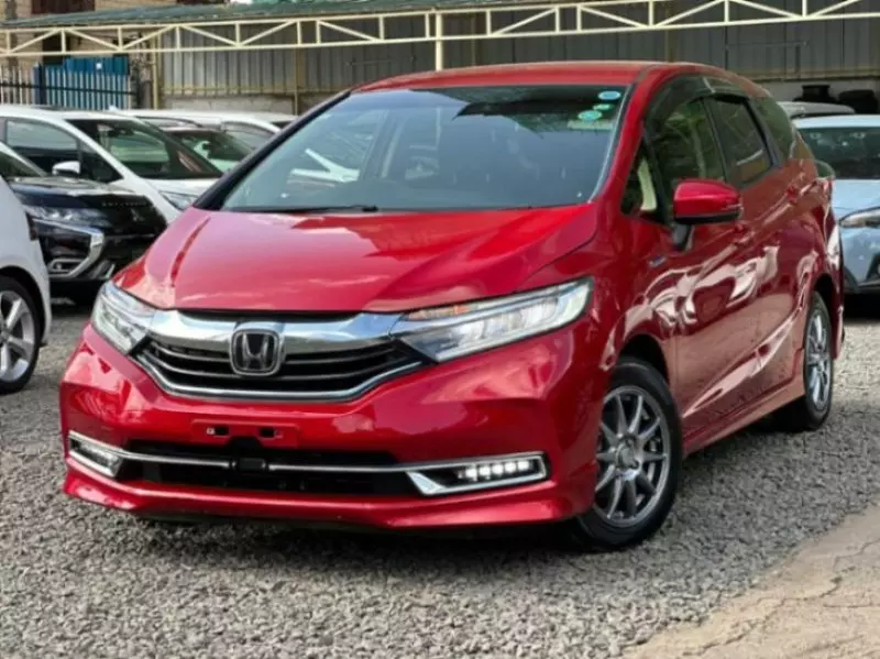 Honda Fit shuttle    - 2020