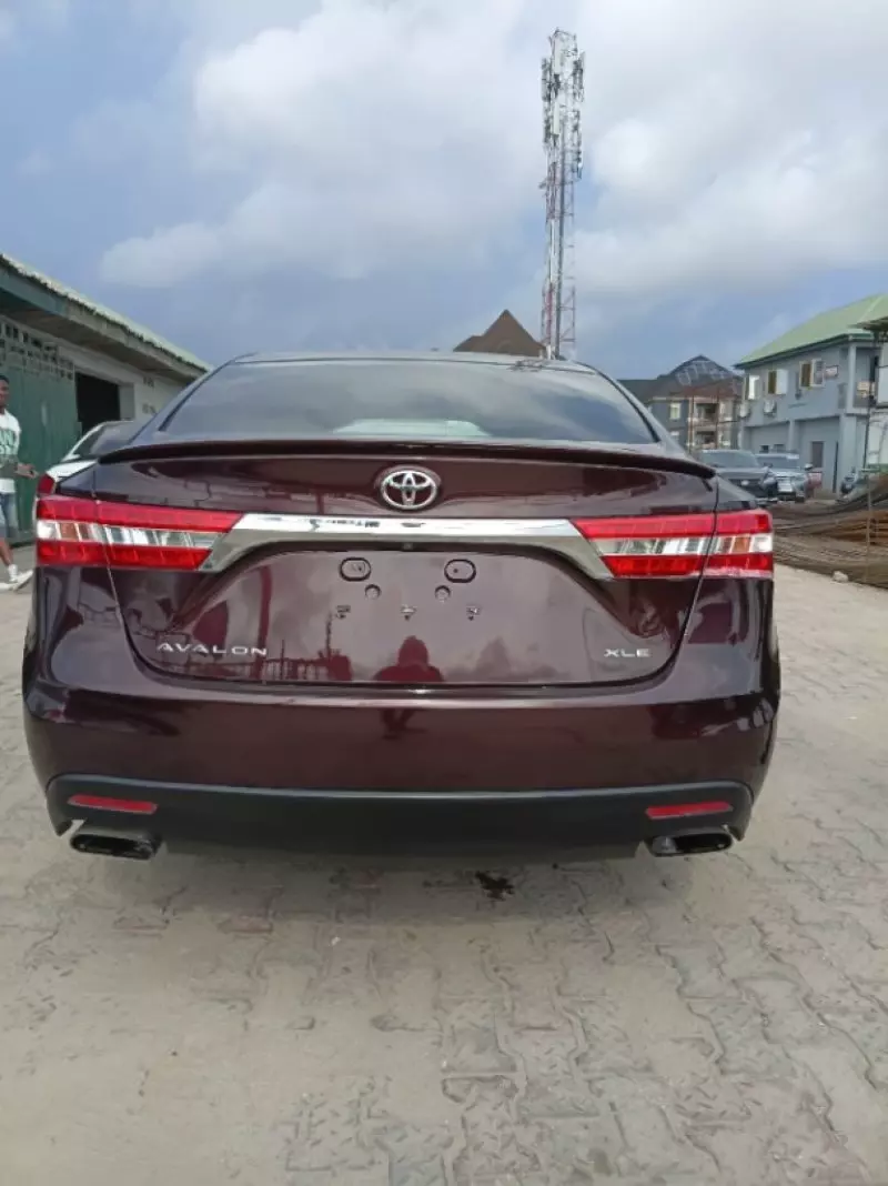 TOYOTA Avalon   - 2014