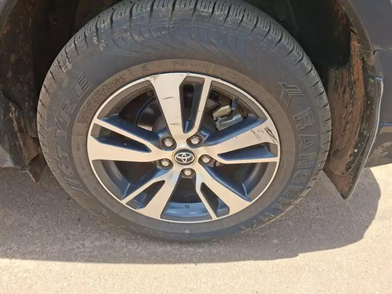 Toyota RAV 4   - 2018